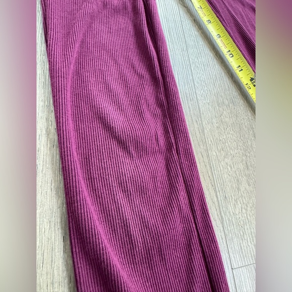 Gymshark jogger Slounge Ribbon Ribbed Leggings Dark Ruby Marl Sz M (fits like S) - Picture 8 of 11